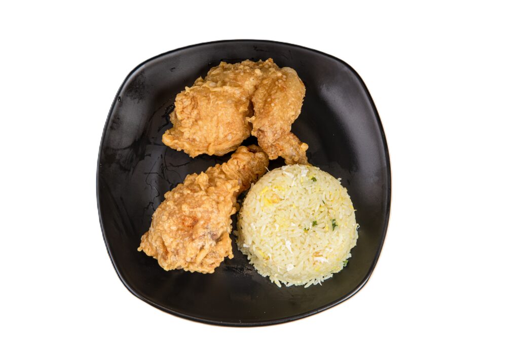2 Pieces Chinese-style Fried Chicken + Egg Rice + Gravy Sauce